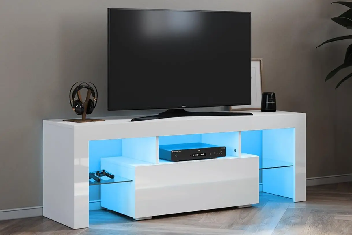 Lemari TV Putih Glossy SONNI dengan Pencahayaan LED, Desain Tanpa Tuas, 130x35x45 cm, Cocok untuk TV hingga 65 Inci